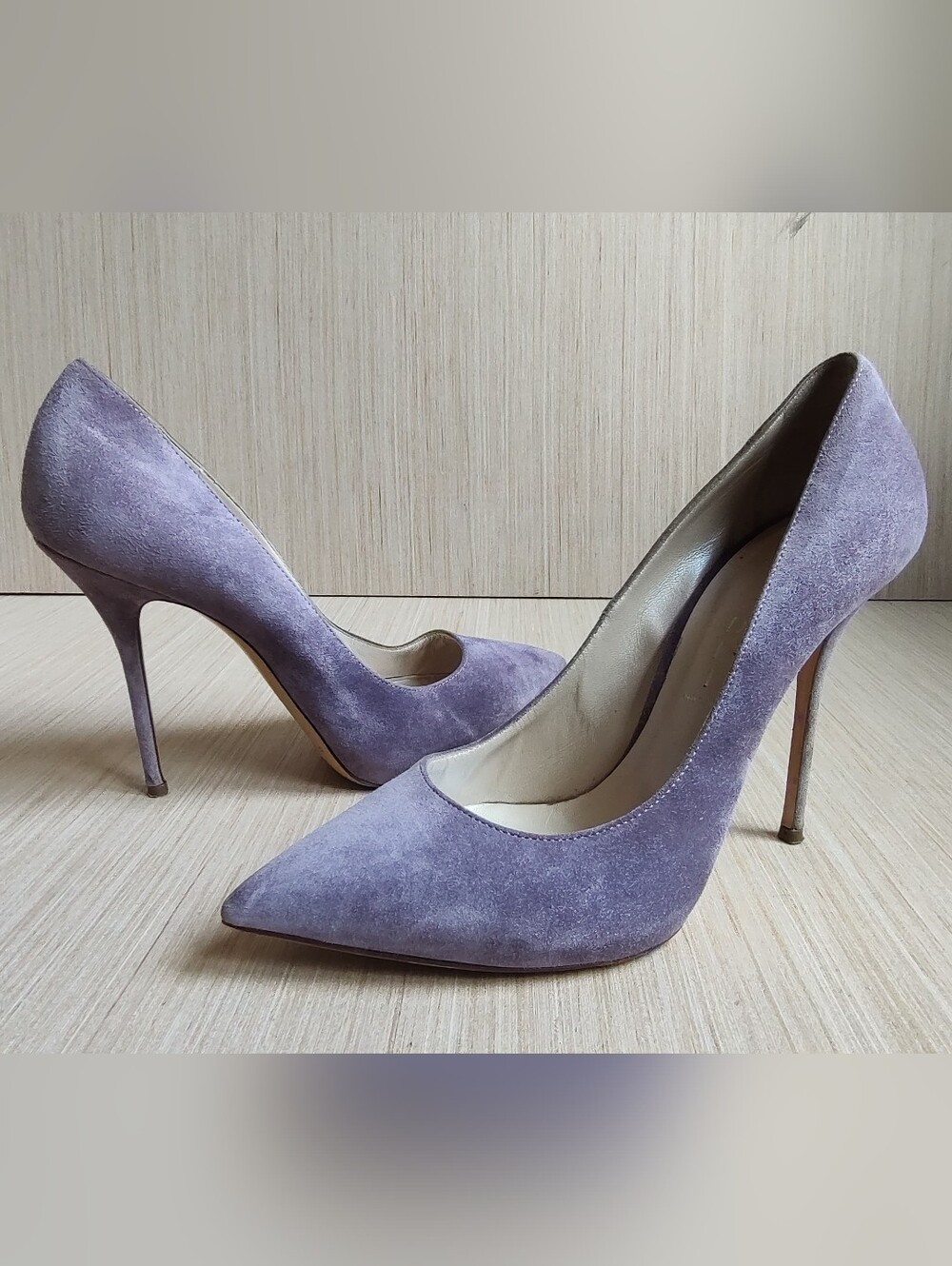 Casadei Suede Pumps High Heels Purple Lilac Pointed Toe Shoes 8.5 Classic